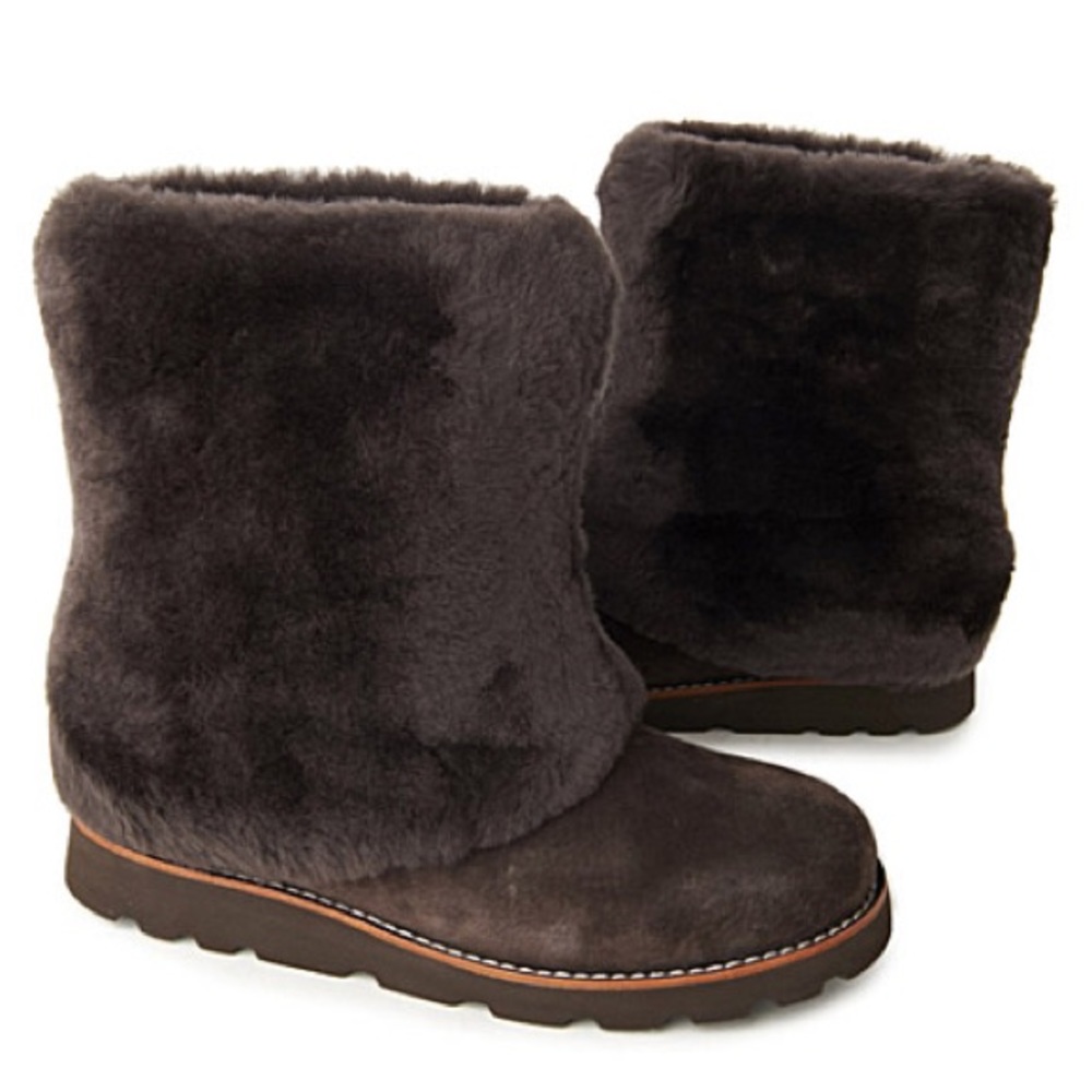 UGG Suede Maylin in Chocolate Brown